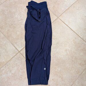 Dance Studio Mid-Rise Jogger 7/8 Length